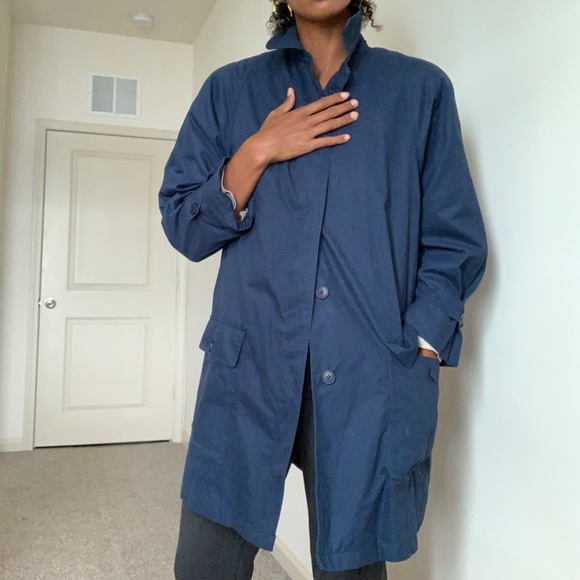 London Fog Limited Edition Coat - Picture 2 of 10